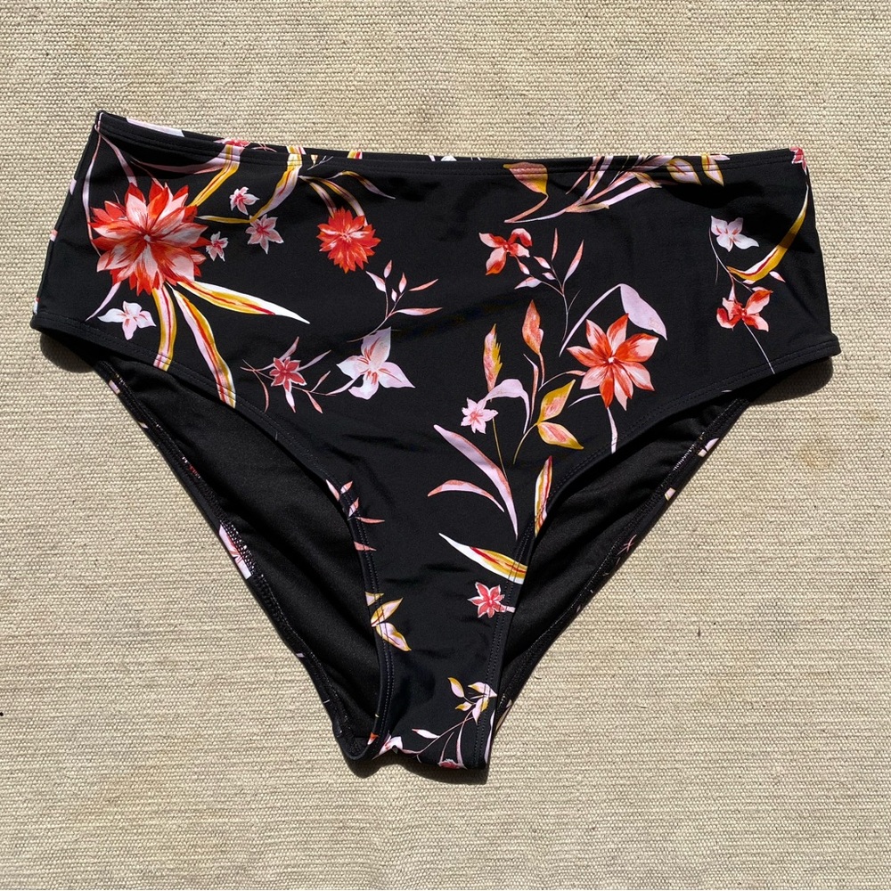 Cupshe Black Floral Bikini Bottom
